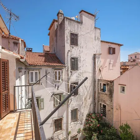 Apartman Two Bedroom In Center Igor *