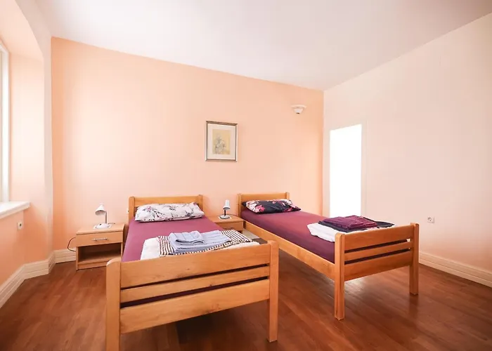 Two Bedroom In Center Igor