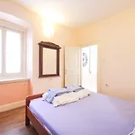 Two Bedroom In Center Igor 아파트 *