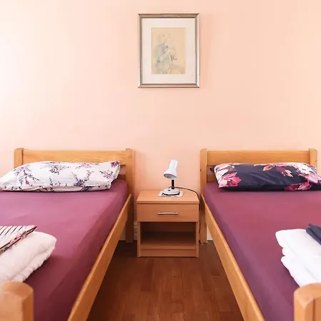 Two Bedroom In Center Igor Zadar