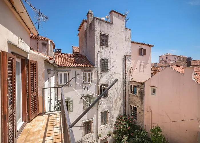 아파트 Two Bedroom In Center Igor *